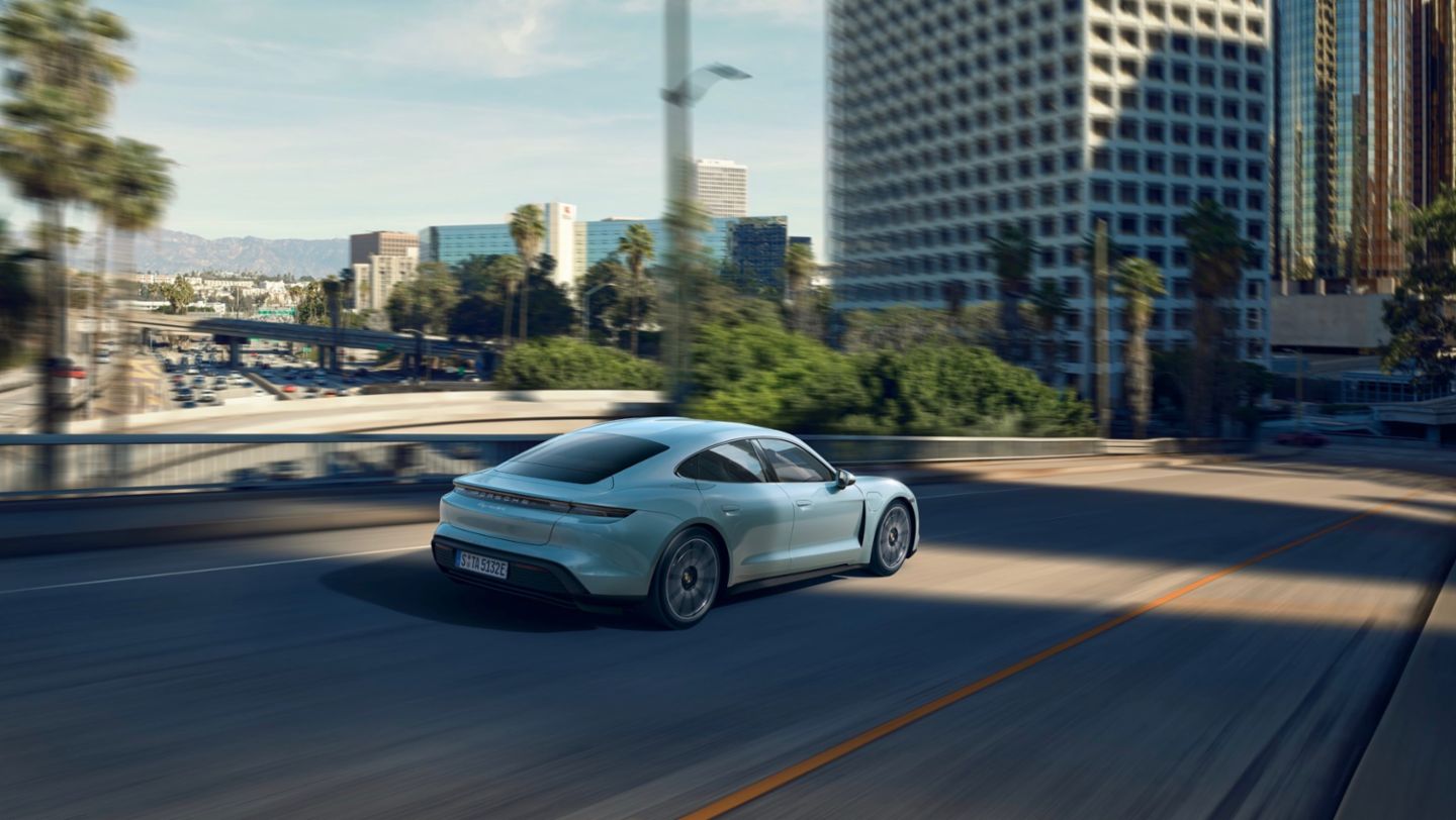 2025 Porsche Taycan
